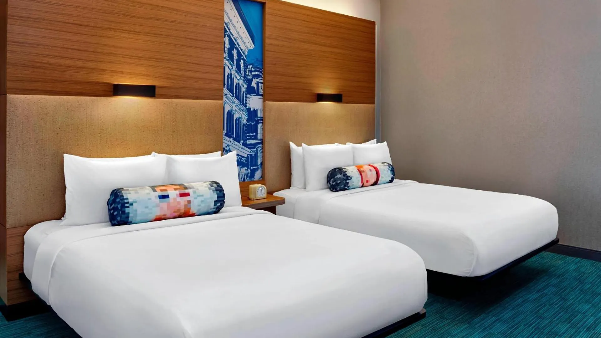 Aloft Montreal Airport Hotel