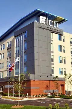 Aloft Montreal Airport Hotel Dorval 3*,  Canada