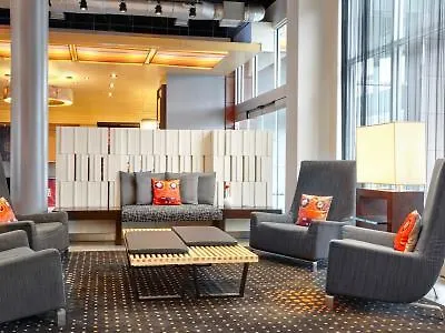 Aloft Montreal Airport Hotel Dorval