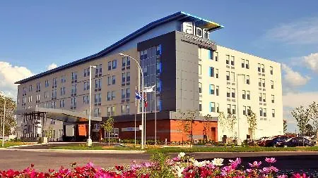Aloft Montreal Airport Hotel Dorval