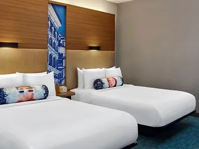 Aloft Montreal Airport Hotel